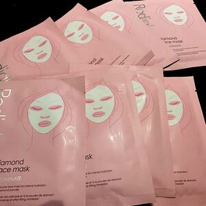 Rodial Pink Diamond Face Mask 
8 for sale. Must take all 
New